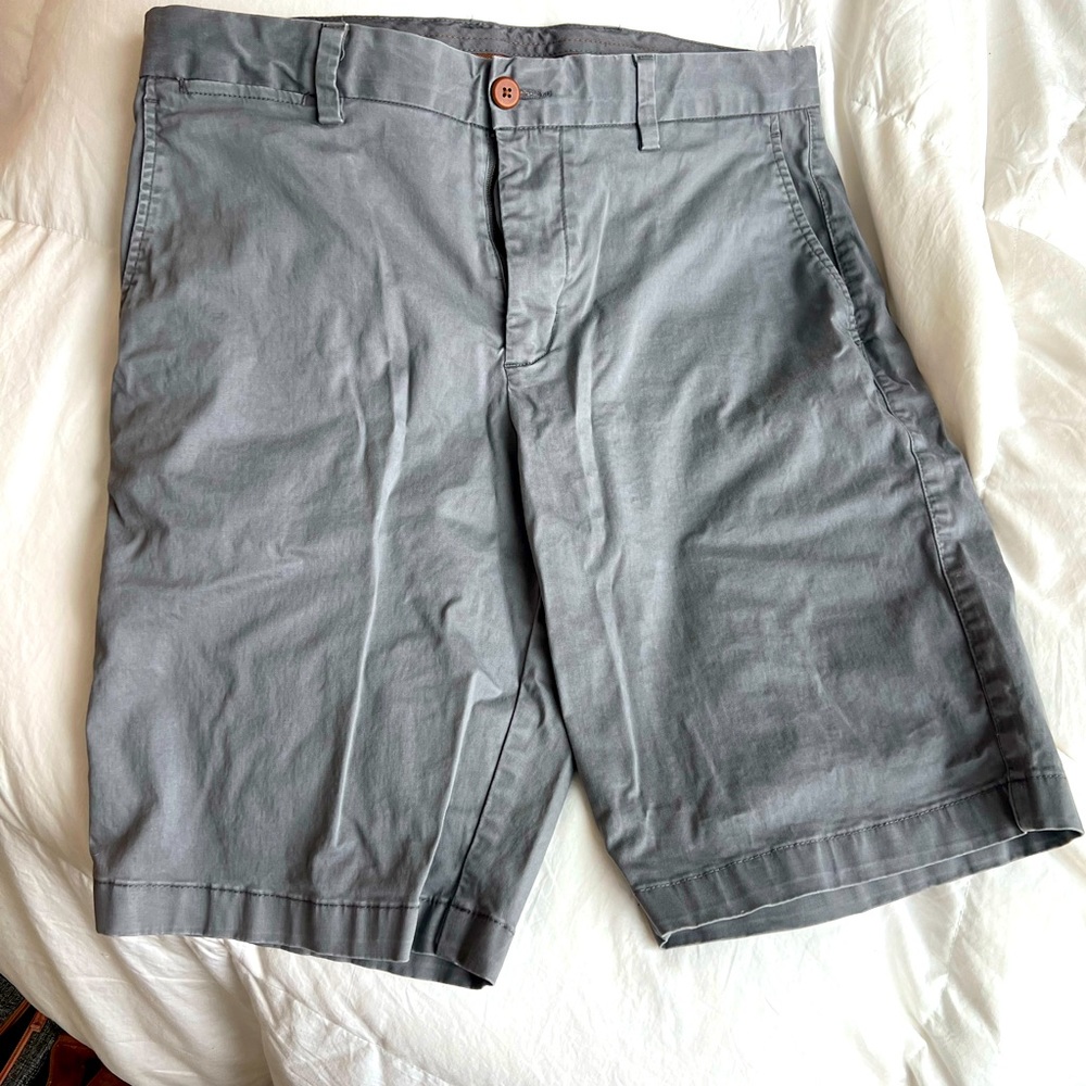Mens L Tommy Bahamas Boracay 8-inch chino shorts (Grey)